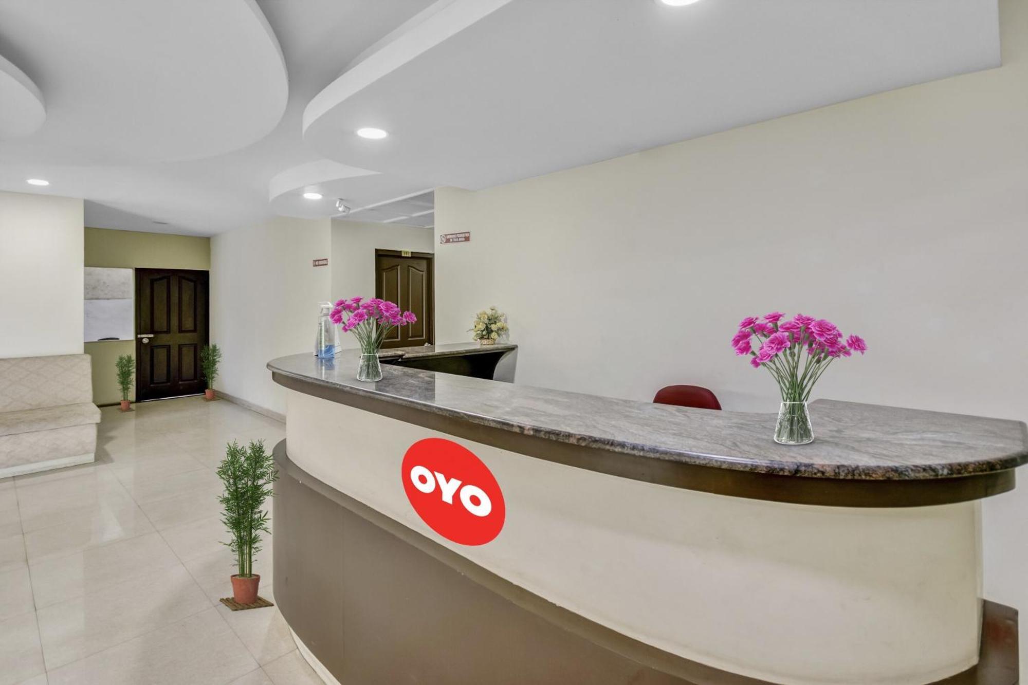 Hotel O Kalapurackal Residency Thekkady Buitenkant foto