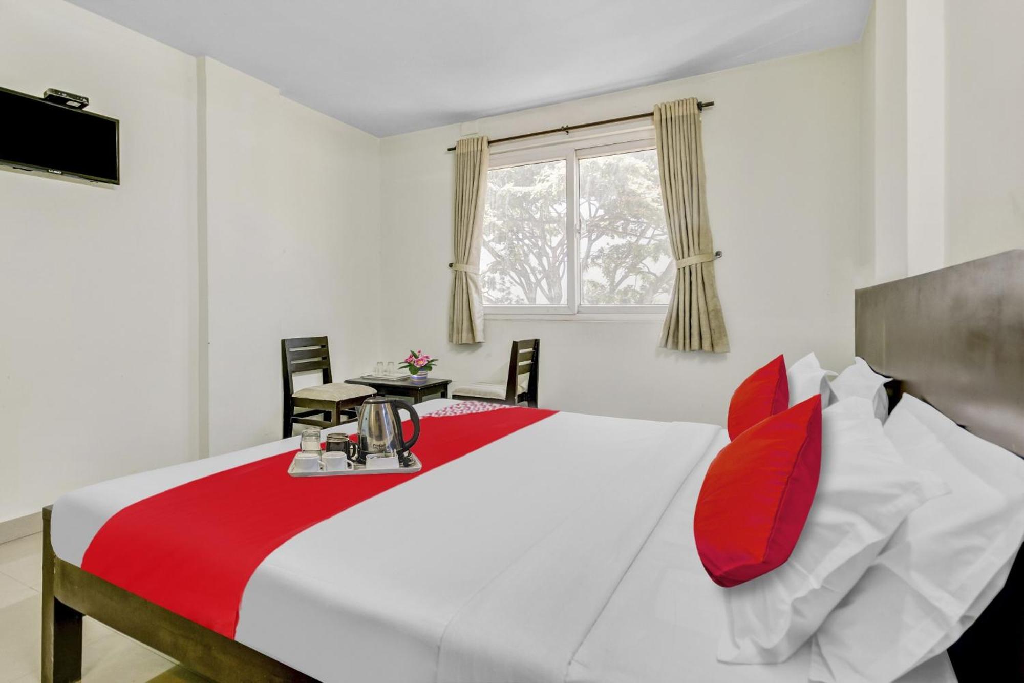 Hotel O Kalapurackal Residency Thekkady Buitenkant foto